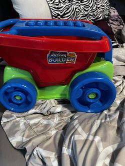 Mega Blocks Wagon