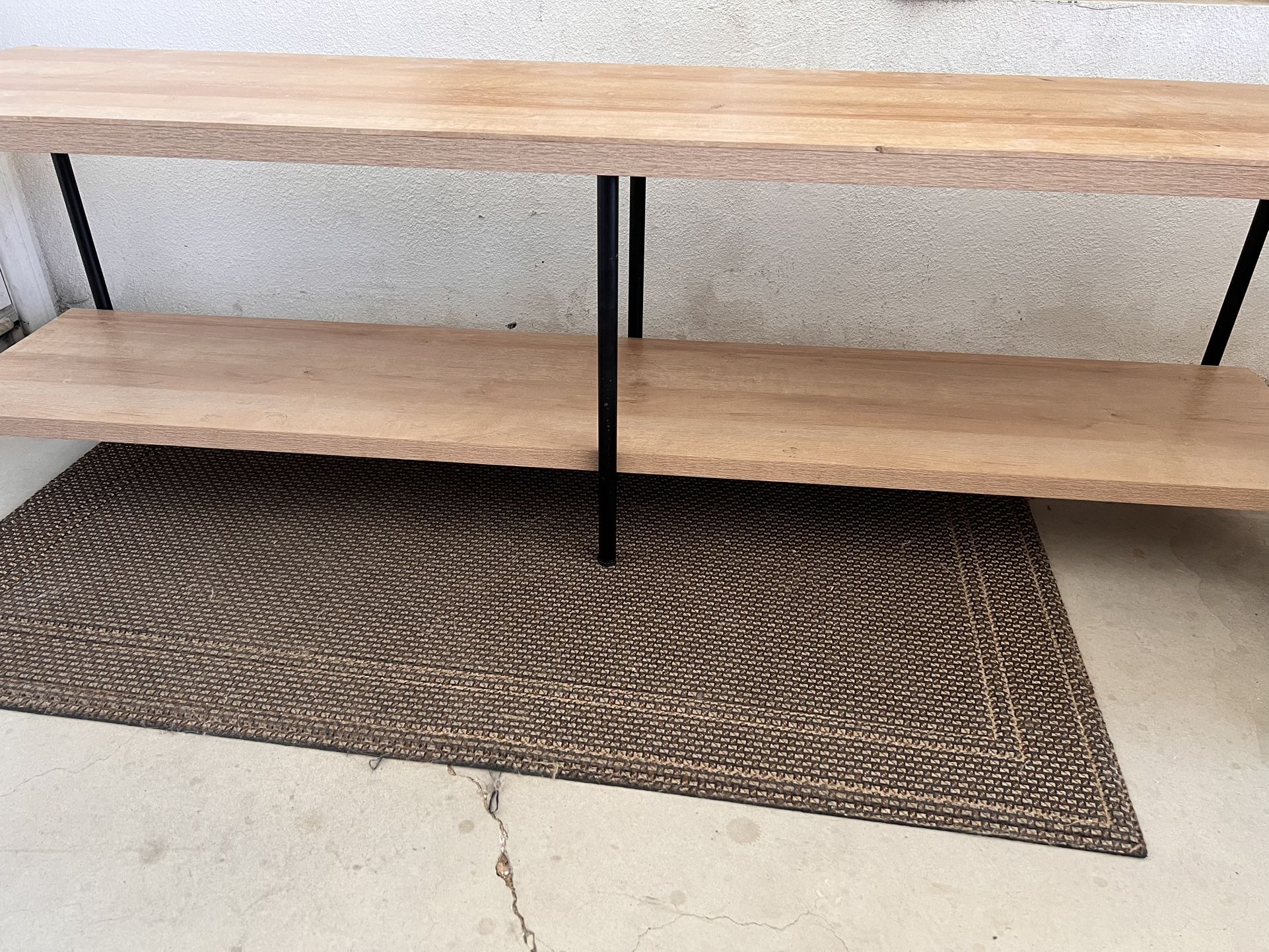 Entrance Table