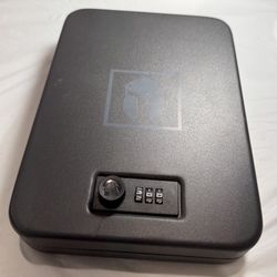 Portable Lock Box – Combination Safe