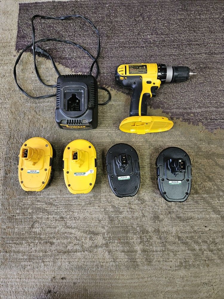 Dewalt DC725 Hammerdrill/Drill Driver