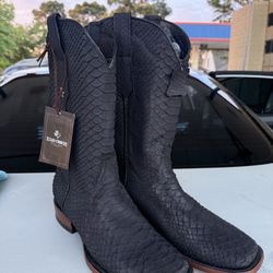 Full Python boots