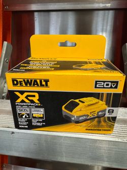 DeWalt battery 8ah