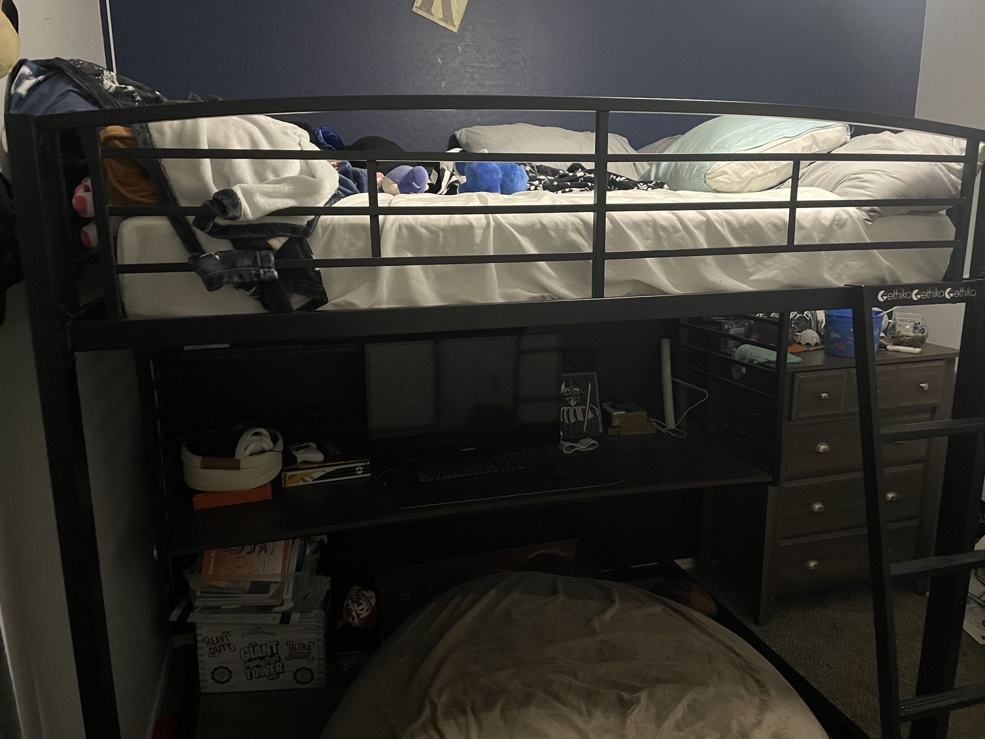 Full Size Bunk Style Bed With Desk