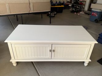 White Table or Stand