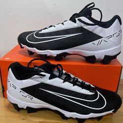 Nike Cleats Size13