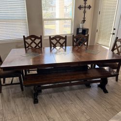 Dinning Table, Sits 8