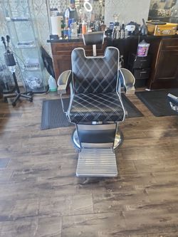 Barber chair