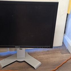 Dell Computer Screen Monitor And Tower