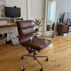 Modern Brown Office Chair - Like New 