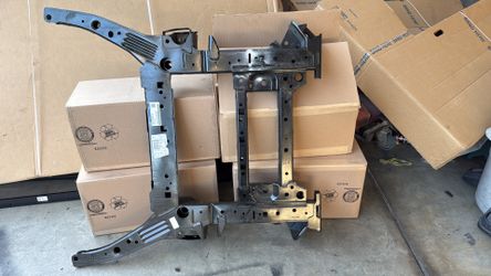 Cross Member OEM 2020-2025 Ford Explorer