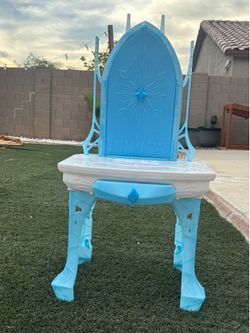 Disney Frozen Elsa Kids Vanity Table