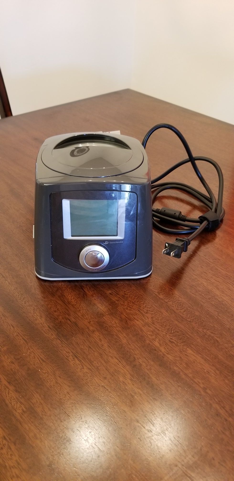 FISHER & PAYKEL CPAP MACHINE