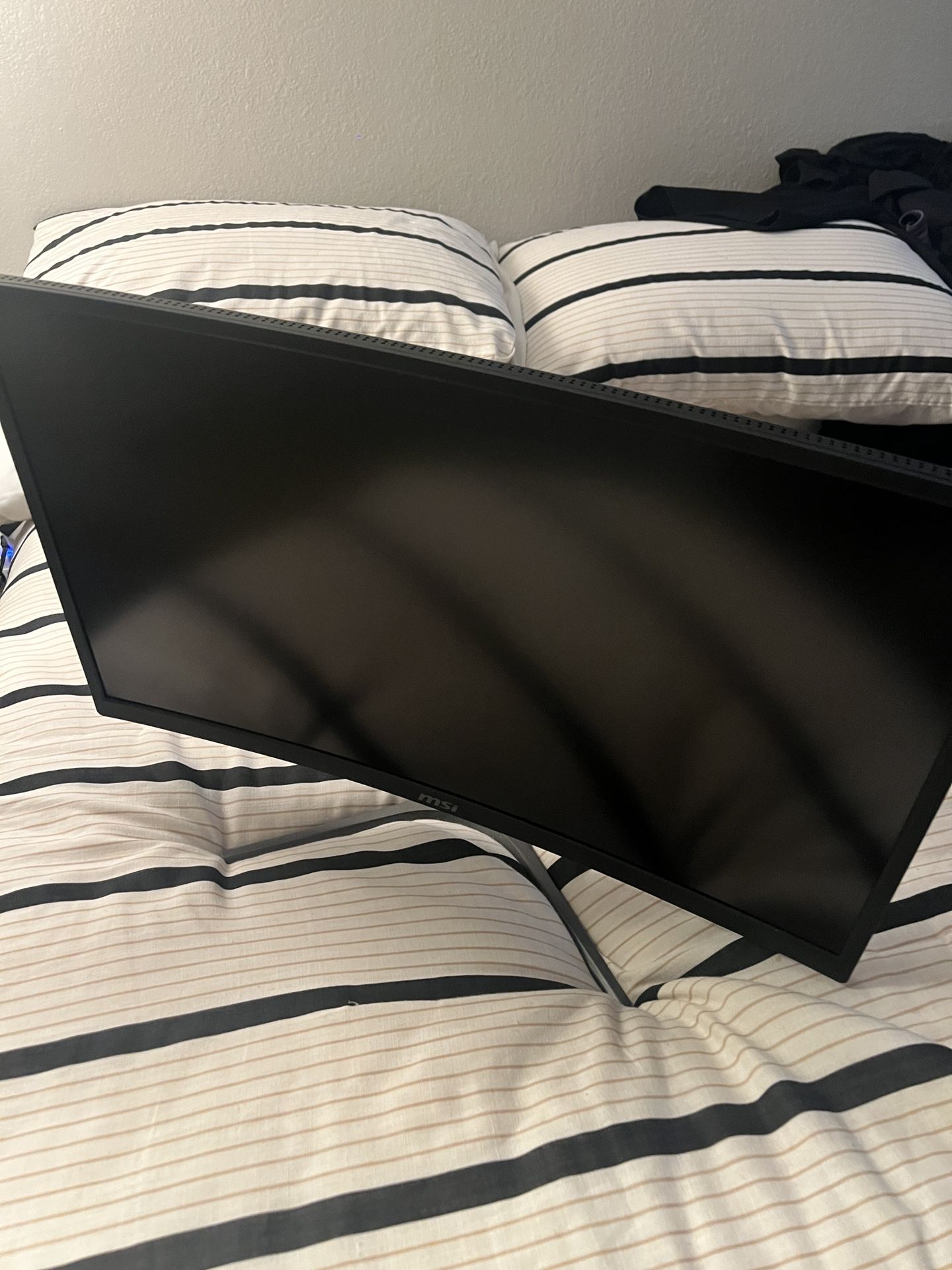 MSI Curved Monitor
