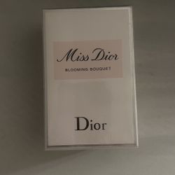 Miss Dior Women’s Perfume Fragrance