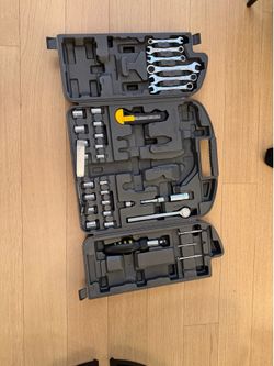 Incomplete Household Tool & Socket set