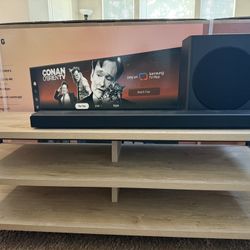 Samsung 65” Tv With Stand Subwoofer And Soundbar 
