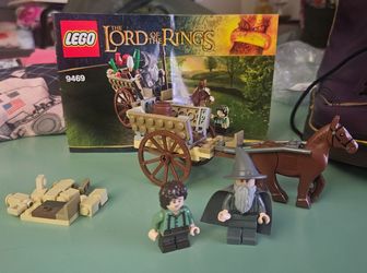 LEGO The Lord of the Rings: Gandalf Arrives (9469) partial
