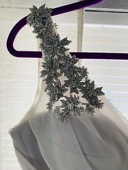 Vera Wang Sterling Silver Wedding Dress for Sale in Glendale, CA - OfferUp Vera Wang Sterling Silver Wedding Dress for Sale in Glendale, CA - OfferUp