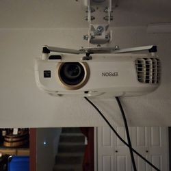 Epson TV Projector 