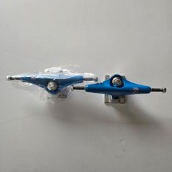 SKATEBOARD ROYAL TRUCK SIZE 5.5