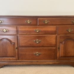Ethan Allen Buffet/Dresser