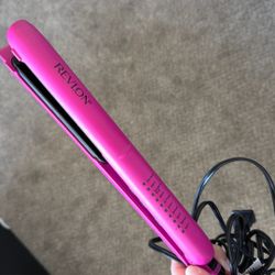 Revlon Straightener