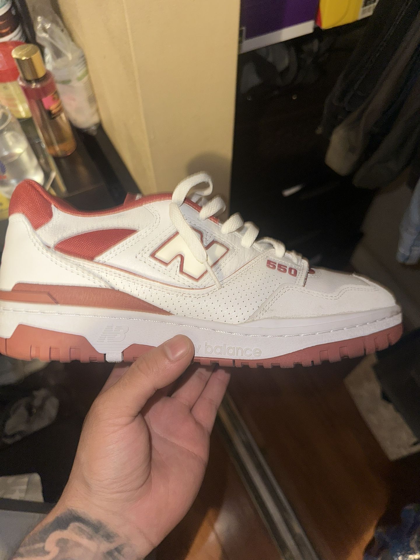 Red New Balance 550