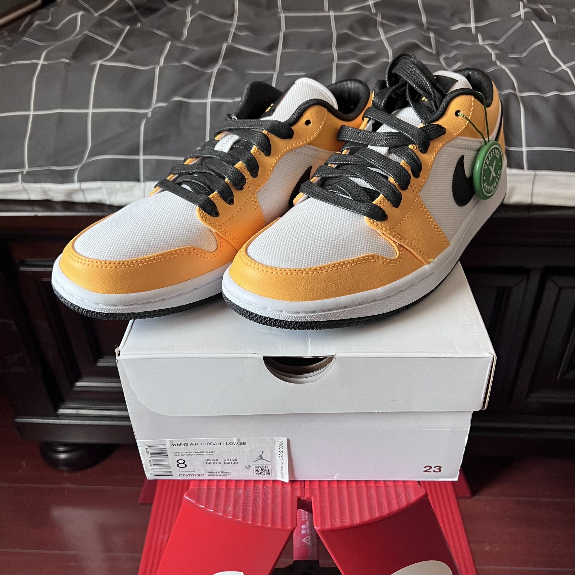 Nike Air Jordan 1 Low AJ1 Laser Orange Yellow Lakers Size 8W