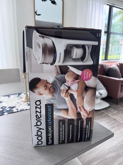 BRAND NEW Baby Brezza