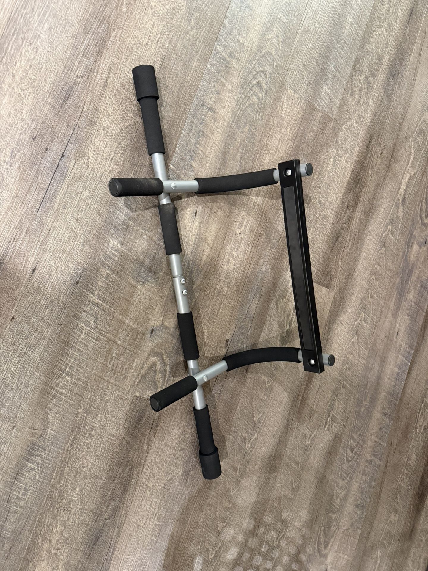 Pull-Up Bar