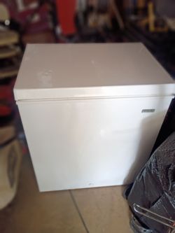 Deep freezer