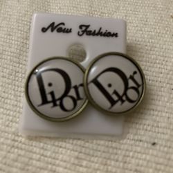 Design Earrings 