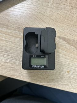 Fuji Film Charger