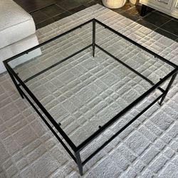 Birch Lane Glass Coffee Table https://offerup.com/redirect/?o=MzUuaW4=