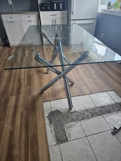 Dining Table With Four Chairs 