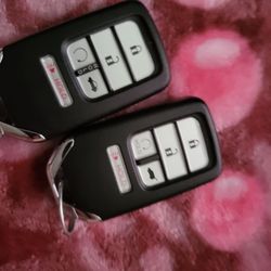Vehicle Keys And Key Fobs 