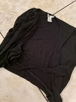 Girls shirt we’re you can tie , size M , color Black