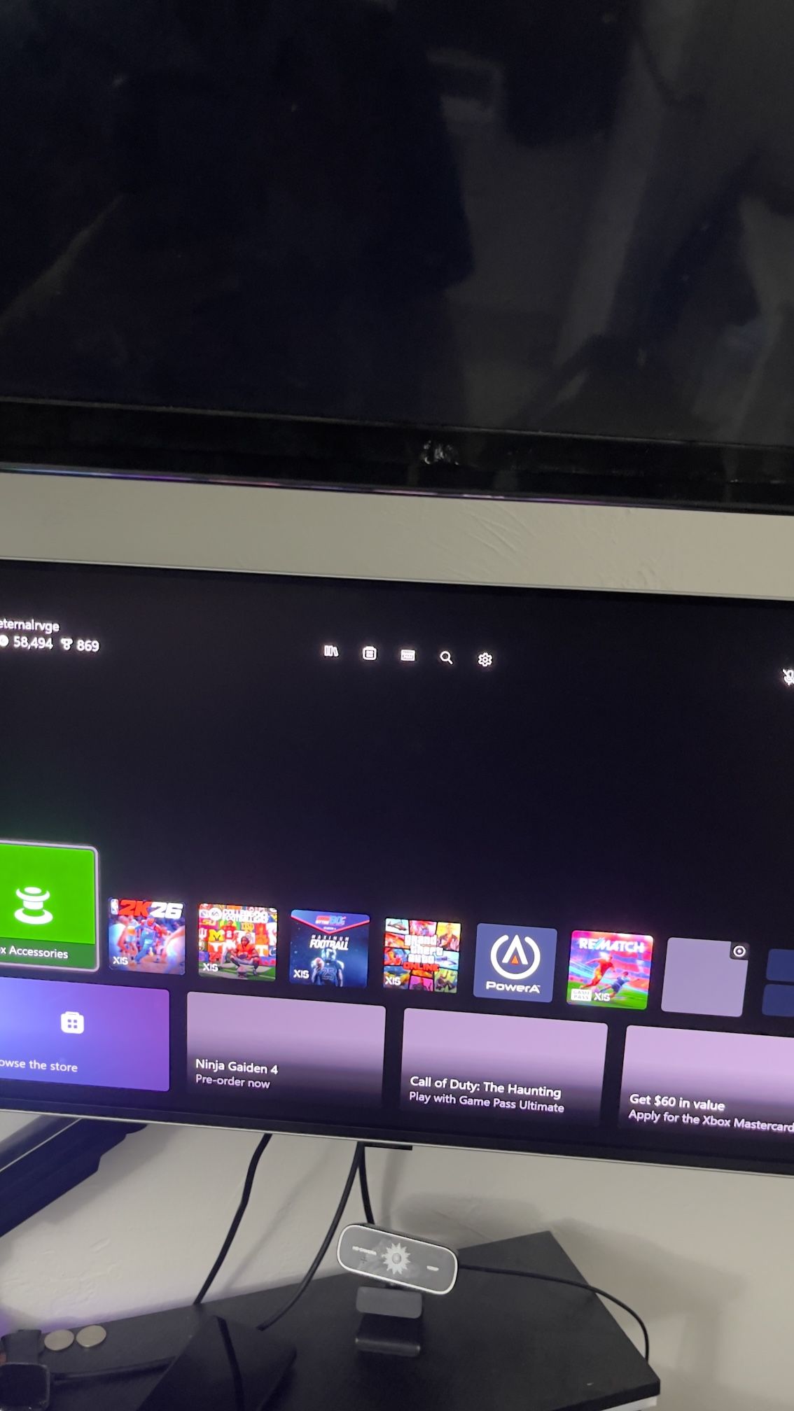 27" Odyssey OLED G6 (G61SD) Dual QHD 240Hz 0.03ms Business Gaming Monitor - Sleek Metal Design