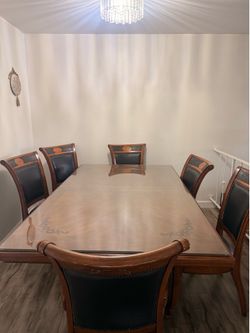 Dinning table