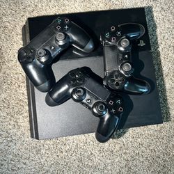 PS4 + 3 Controllers (no power cable included)