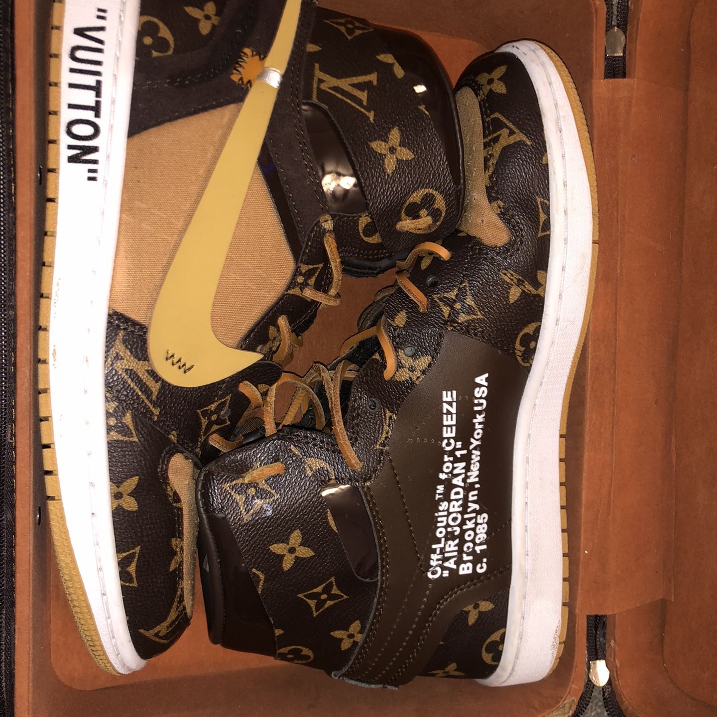 Louis Vuitton Jordan Retro 1s
