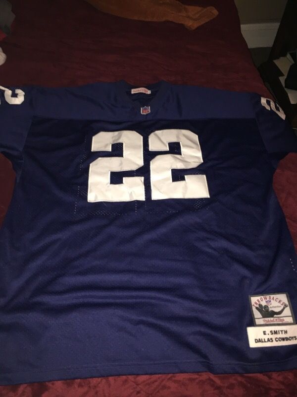 Mitchell& Ness.. E.smith throwback authentic