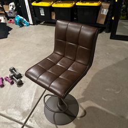 Bar stool