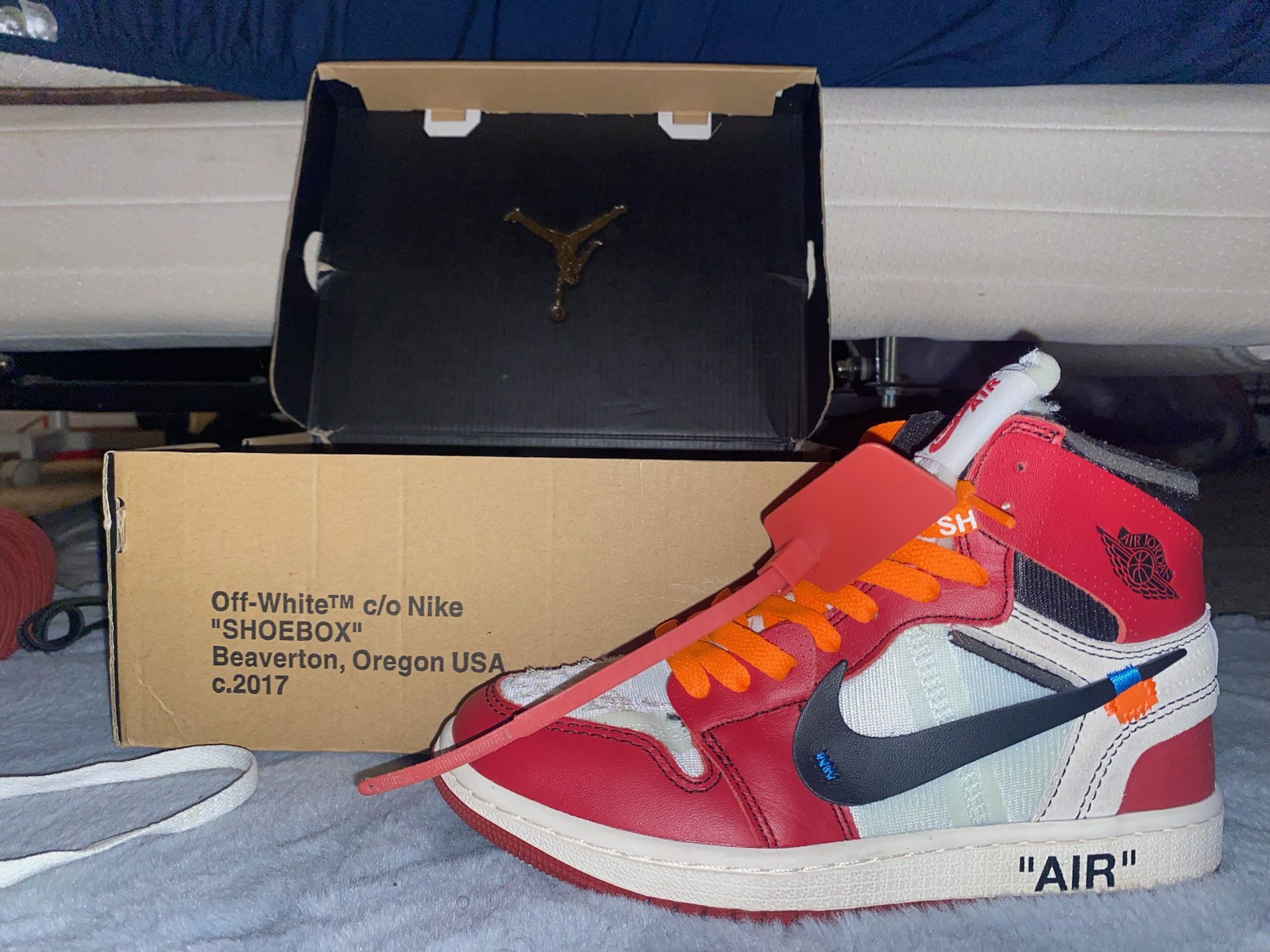 Size 4.5 - Jordan 1 Retro OG x Off-White High Chicago