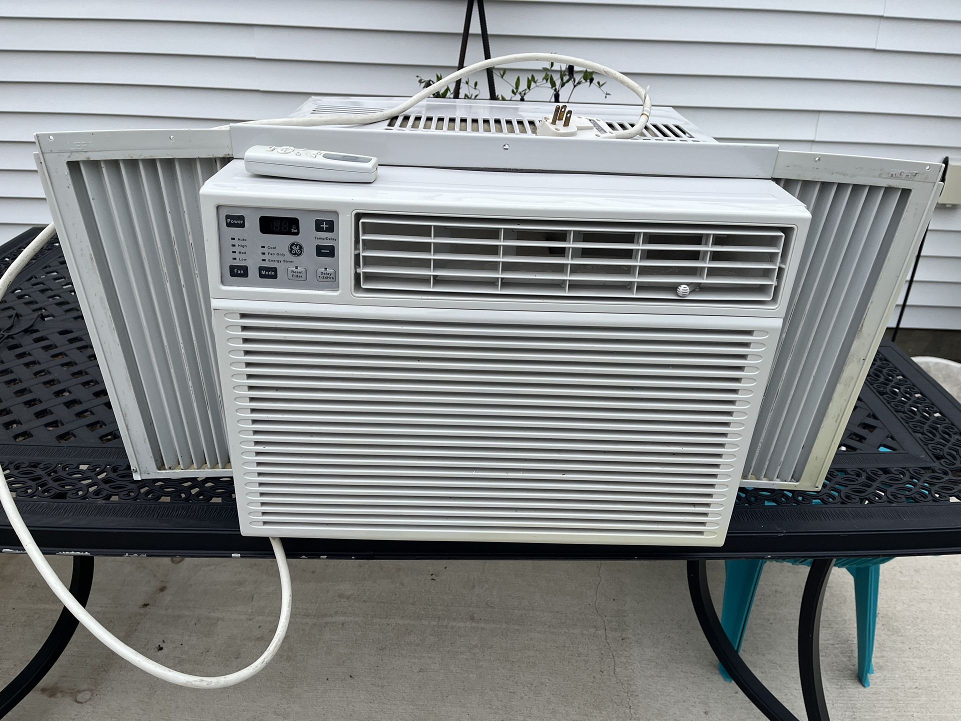 GE Window Air Conditioner