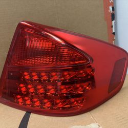 2003’ 2004’ Infiniti G35 Passenger Right Tail Light Assembly | Genuine OEM