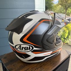 Arai XD-5 Adventure Helmet – Medium