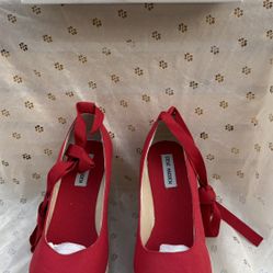 Steve Madden P-Marty Red Shoes  Size 8 1/2