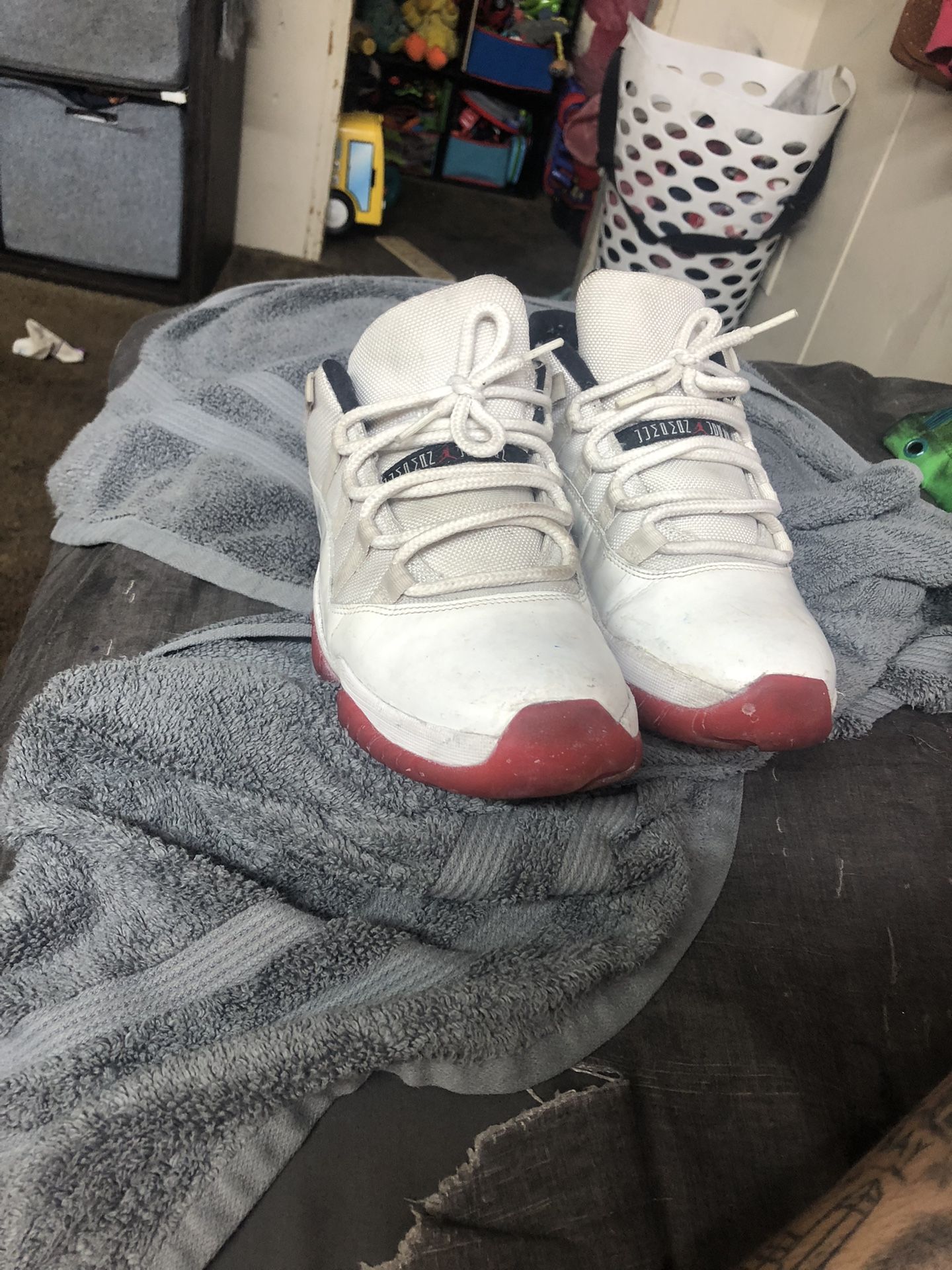 Jordan 11 Lows