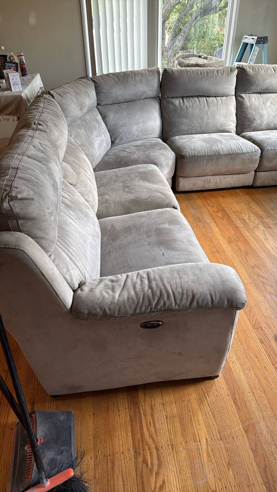 Gray Comfortable Sectional Sofa with Dual Recliners